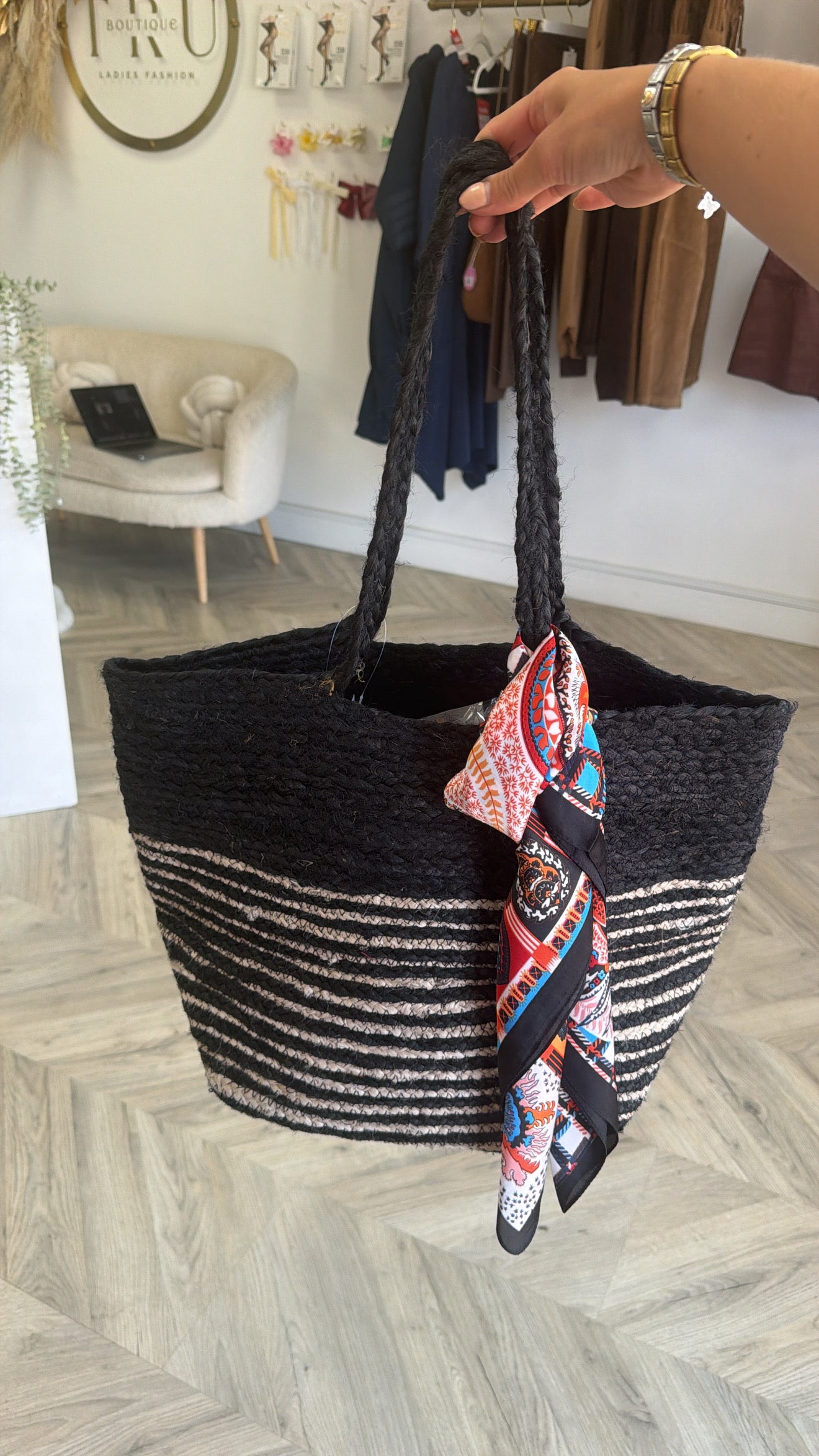 Black / Tan Beach Bag
