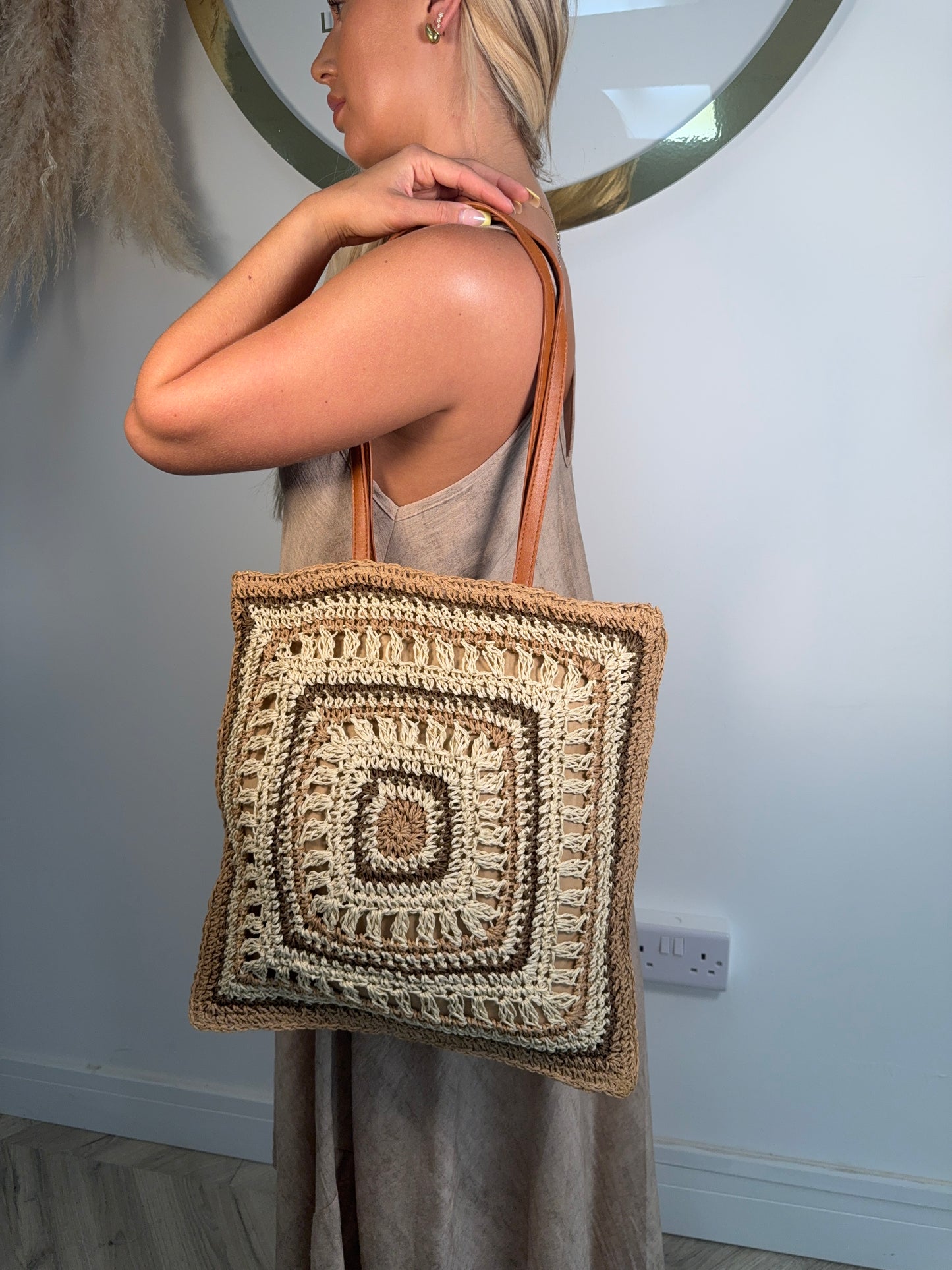 Elle Straw Woven Beach Bag