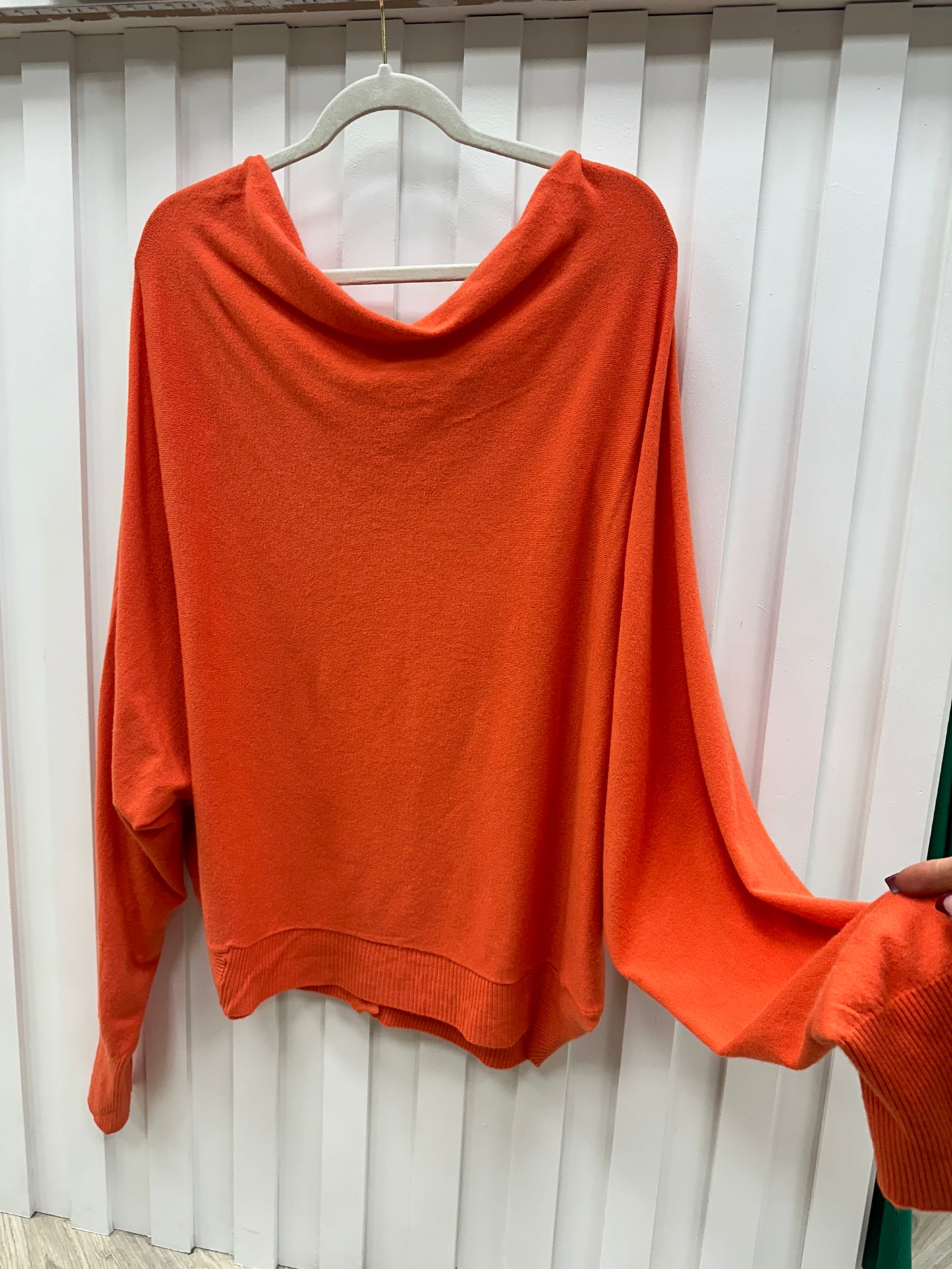 Rose Slouchy Sweater Buttoned Detailed Back - Orange