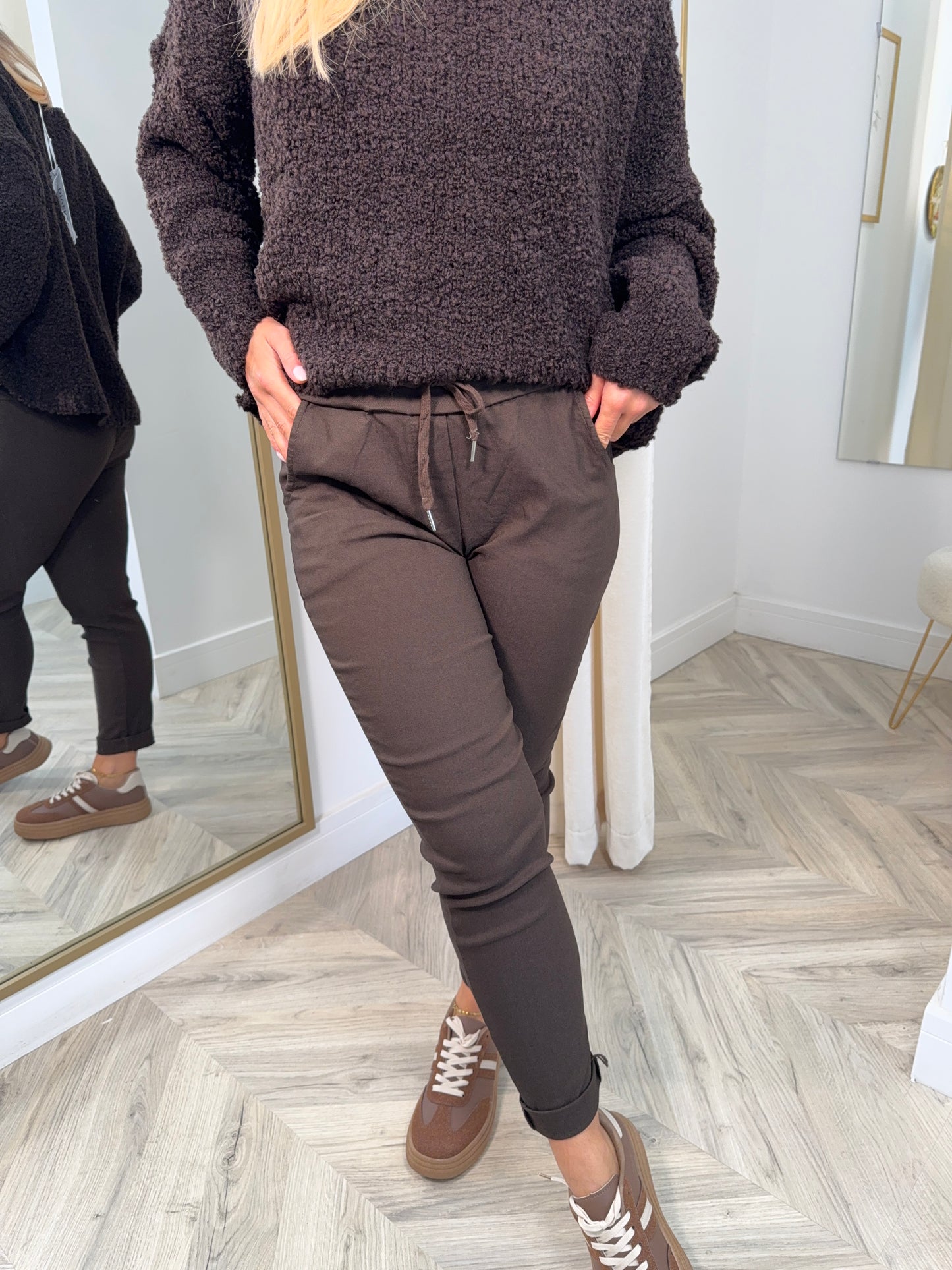 Magic Trousers - DARK BROWN