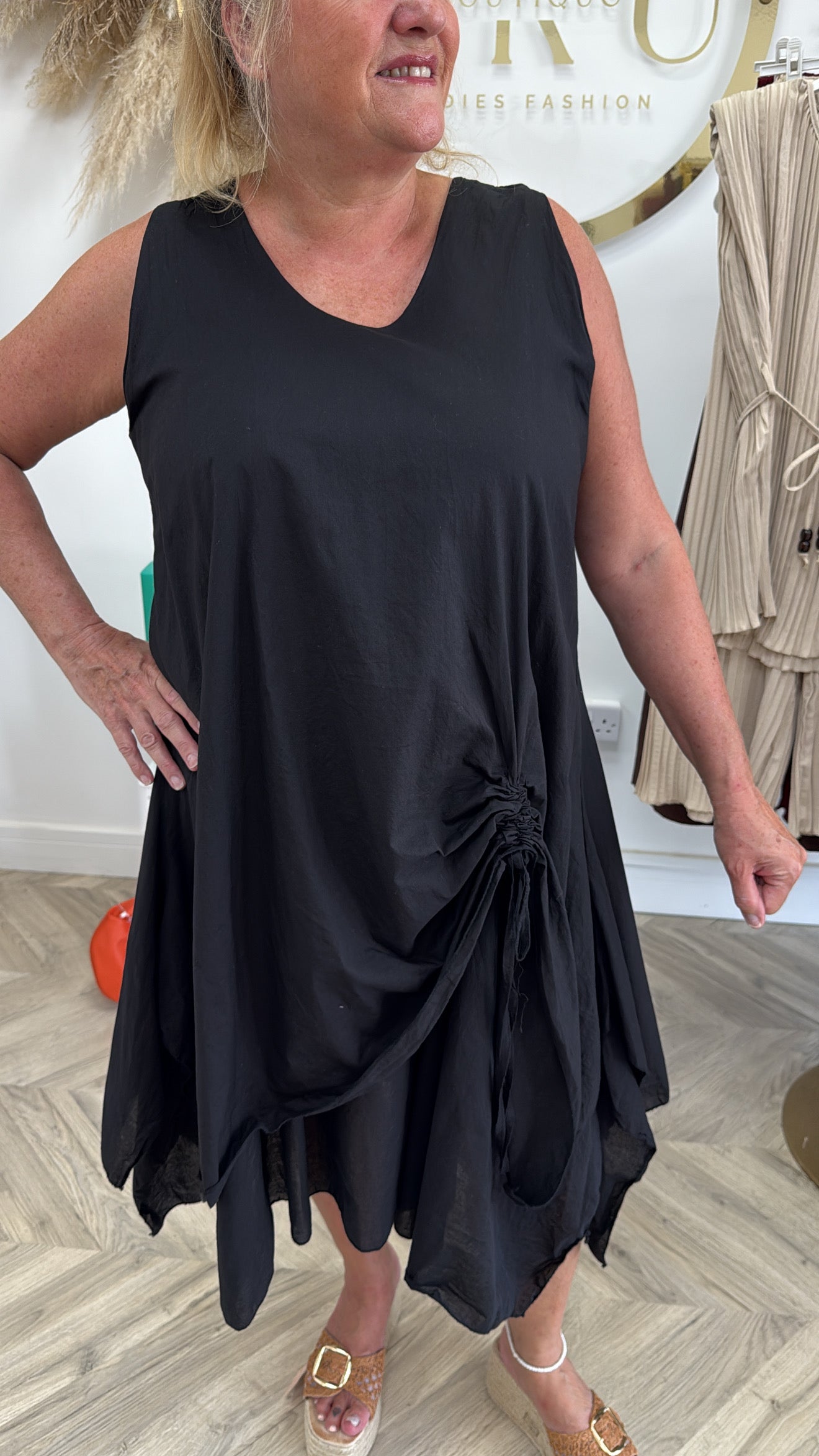 Tilly Ruched Midi Dress - Black