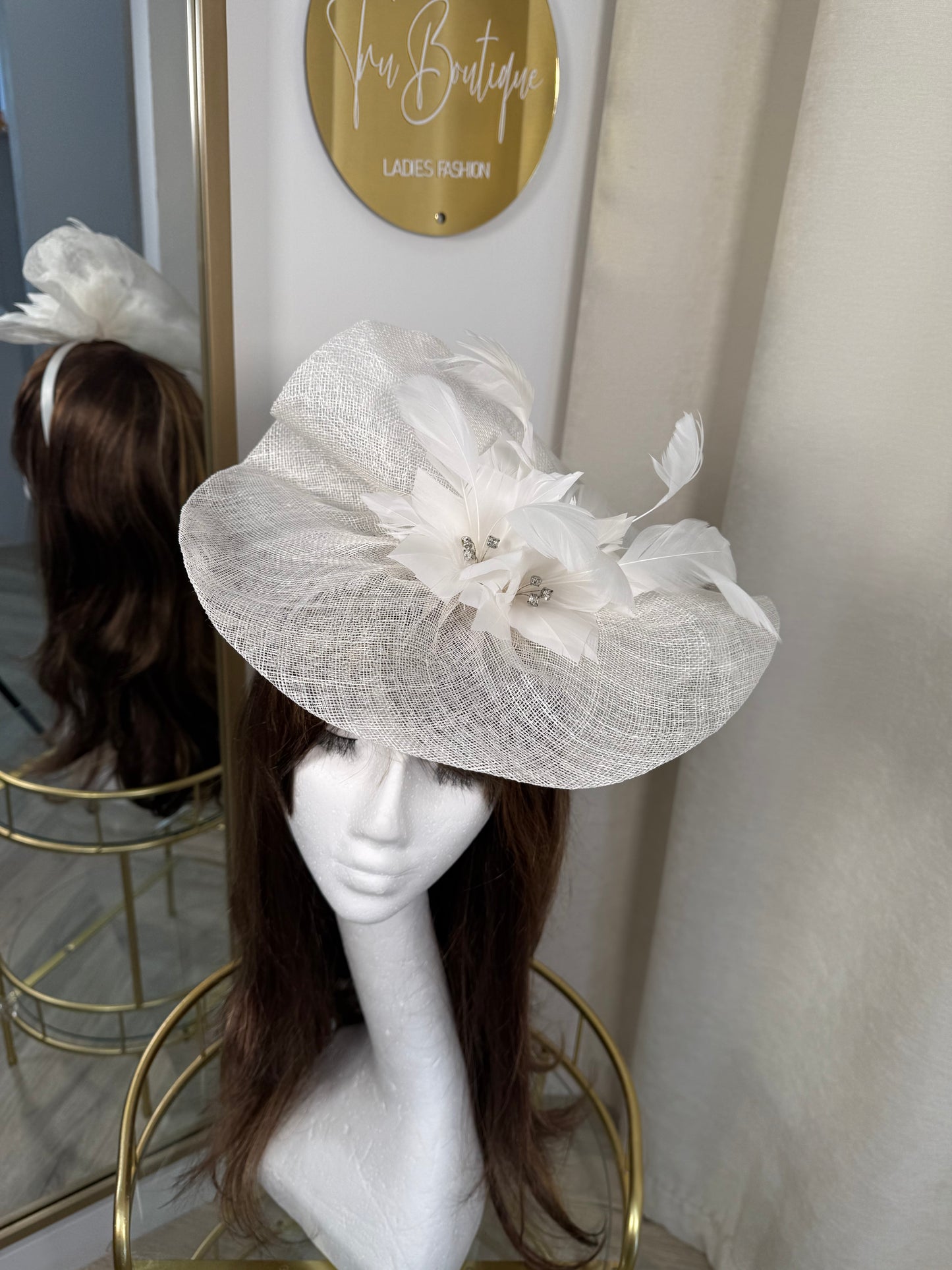 Oelna Fascinator - White