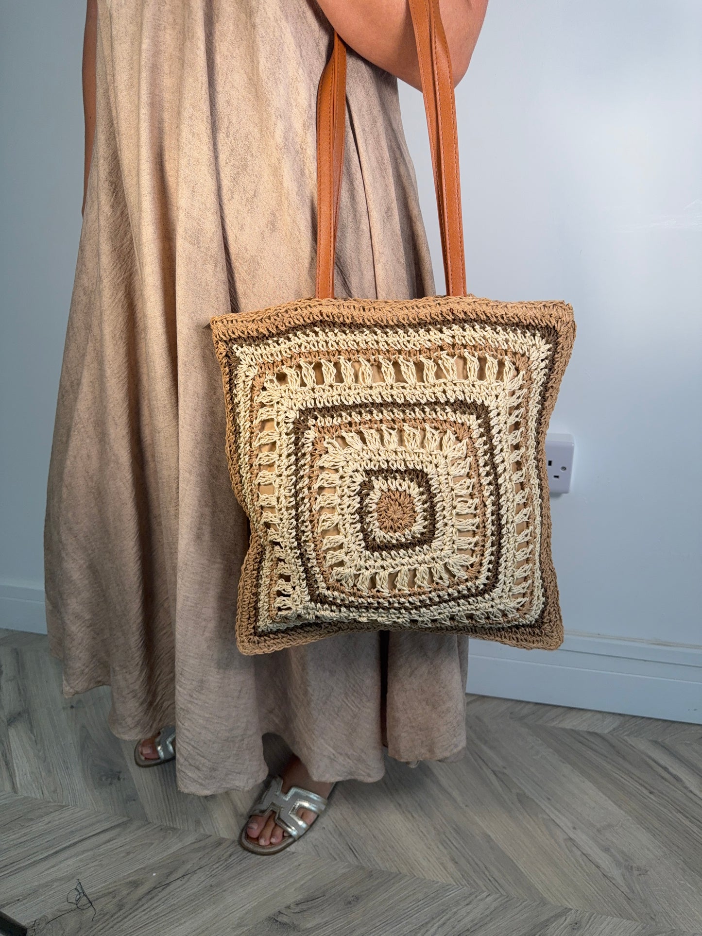 Elle Straw Woven Beach Bag