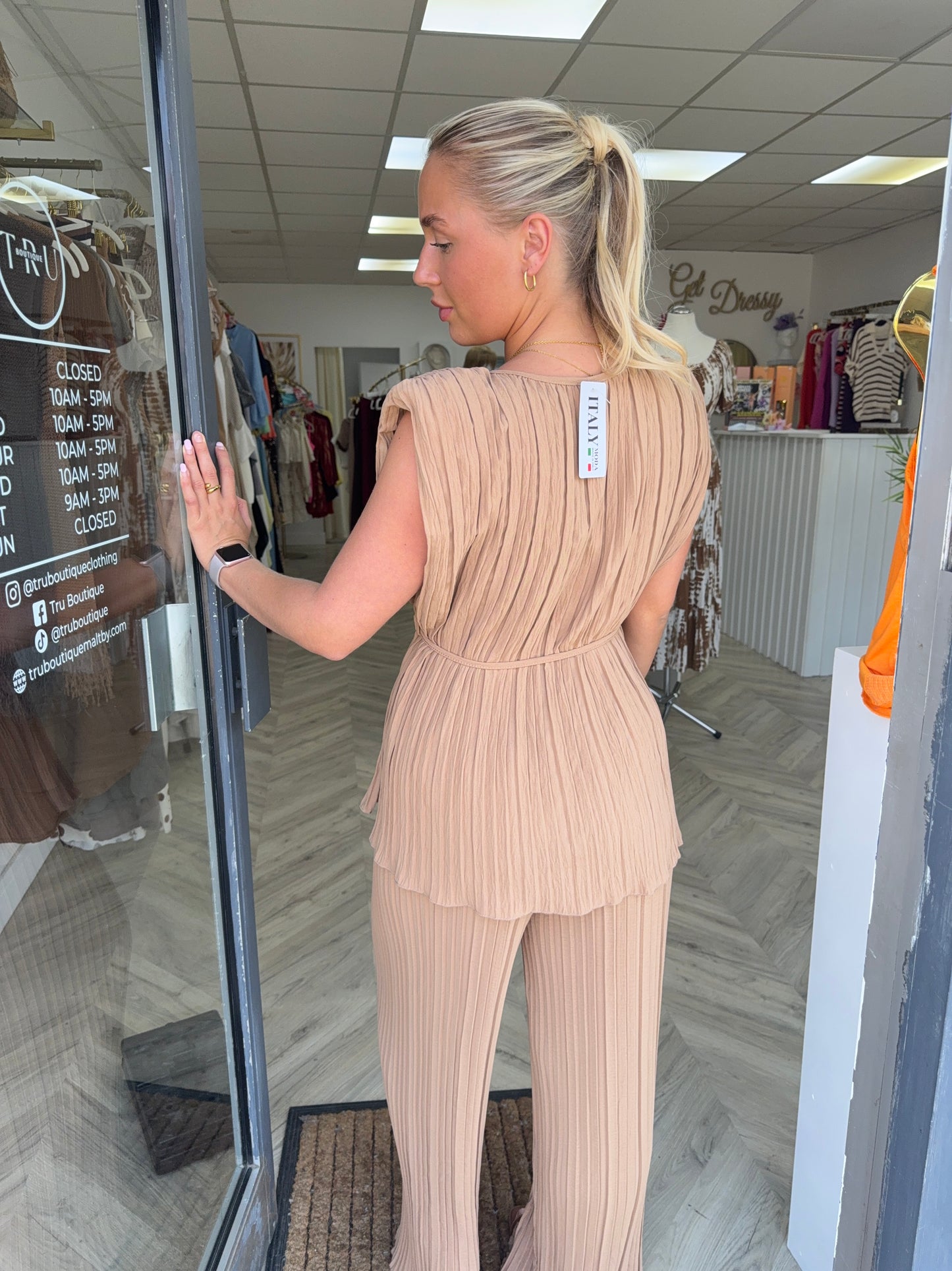 Vivienne Pleated Co-ord - Camel