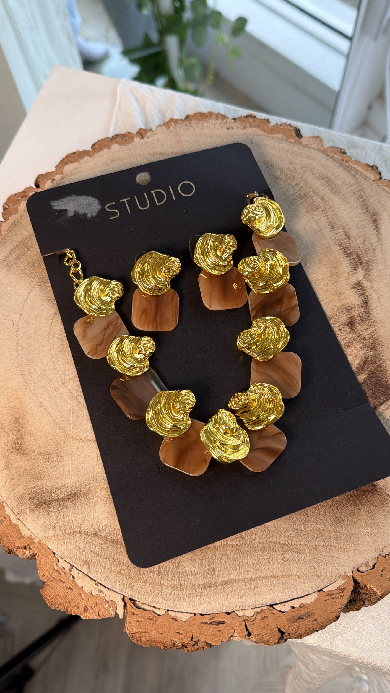 Angel Glow Necklace & Earrings Set