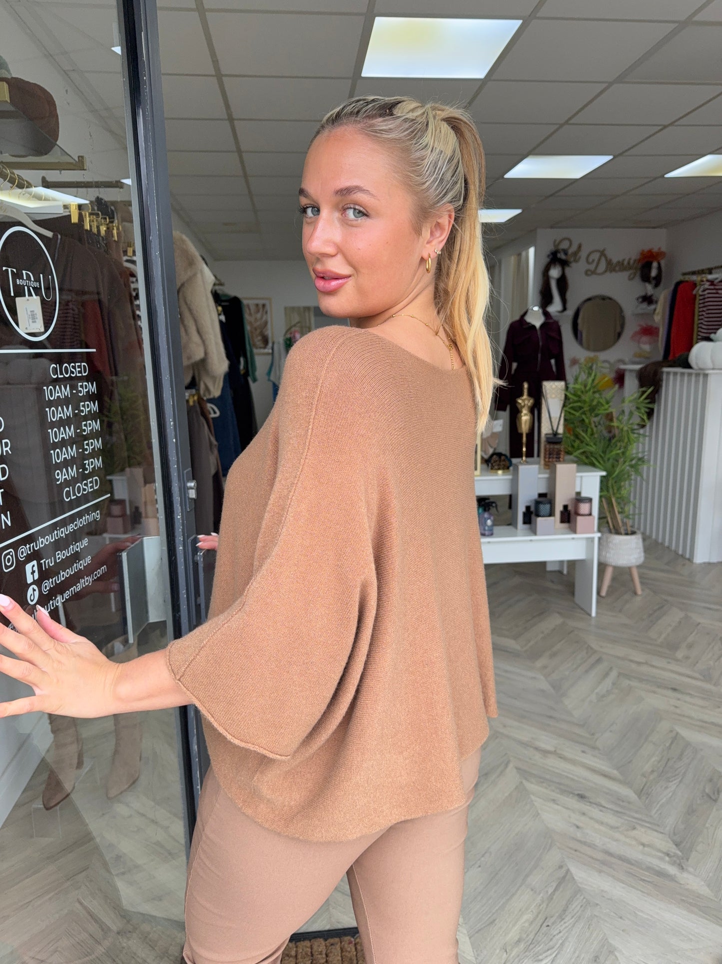 Callista Knitted Sweater - CAMEL