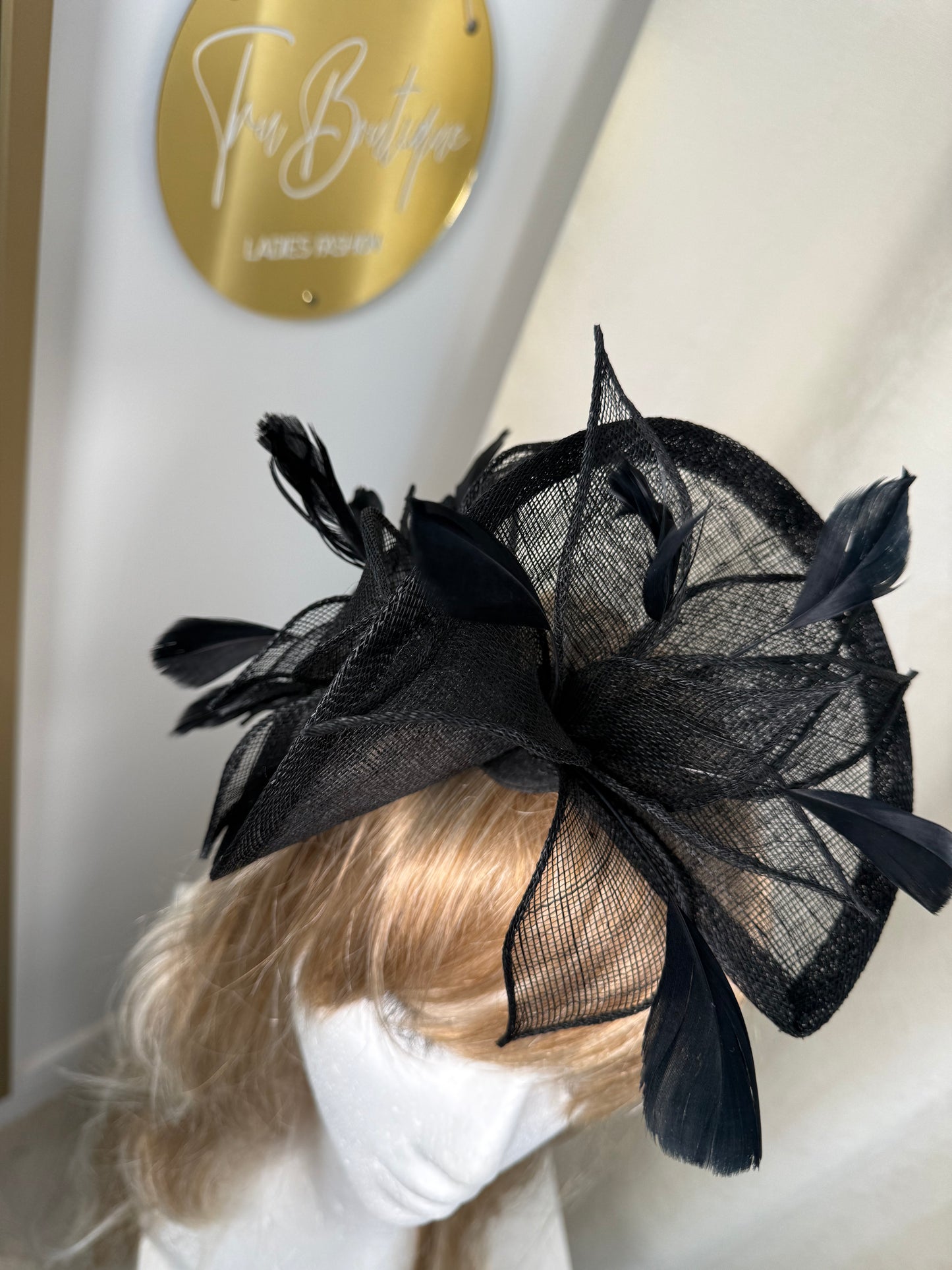 Lovella Fascinator - Black