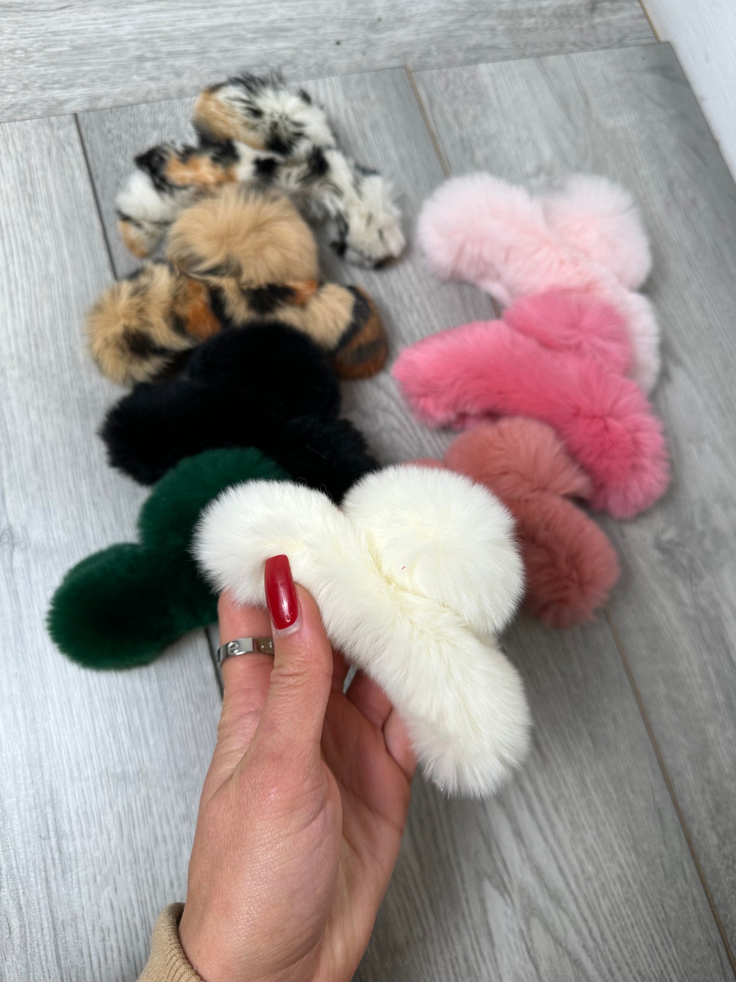 Extra Soft Fluff Hair Clip