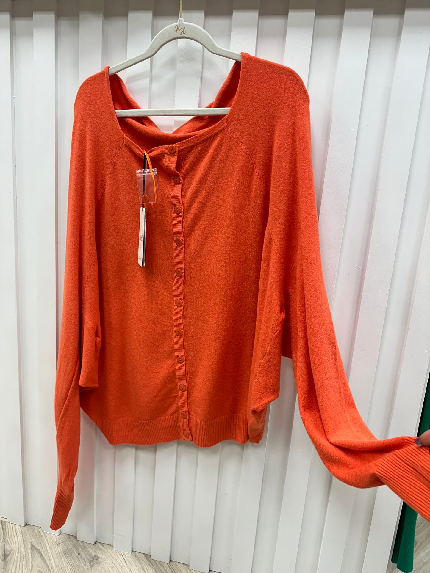 Rose Slouchy Sweater Buttoned Detailed Back - Orange