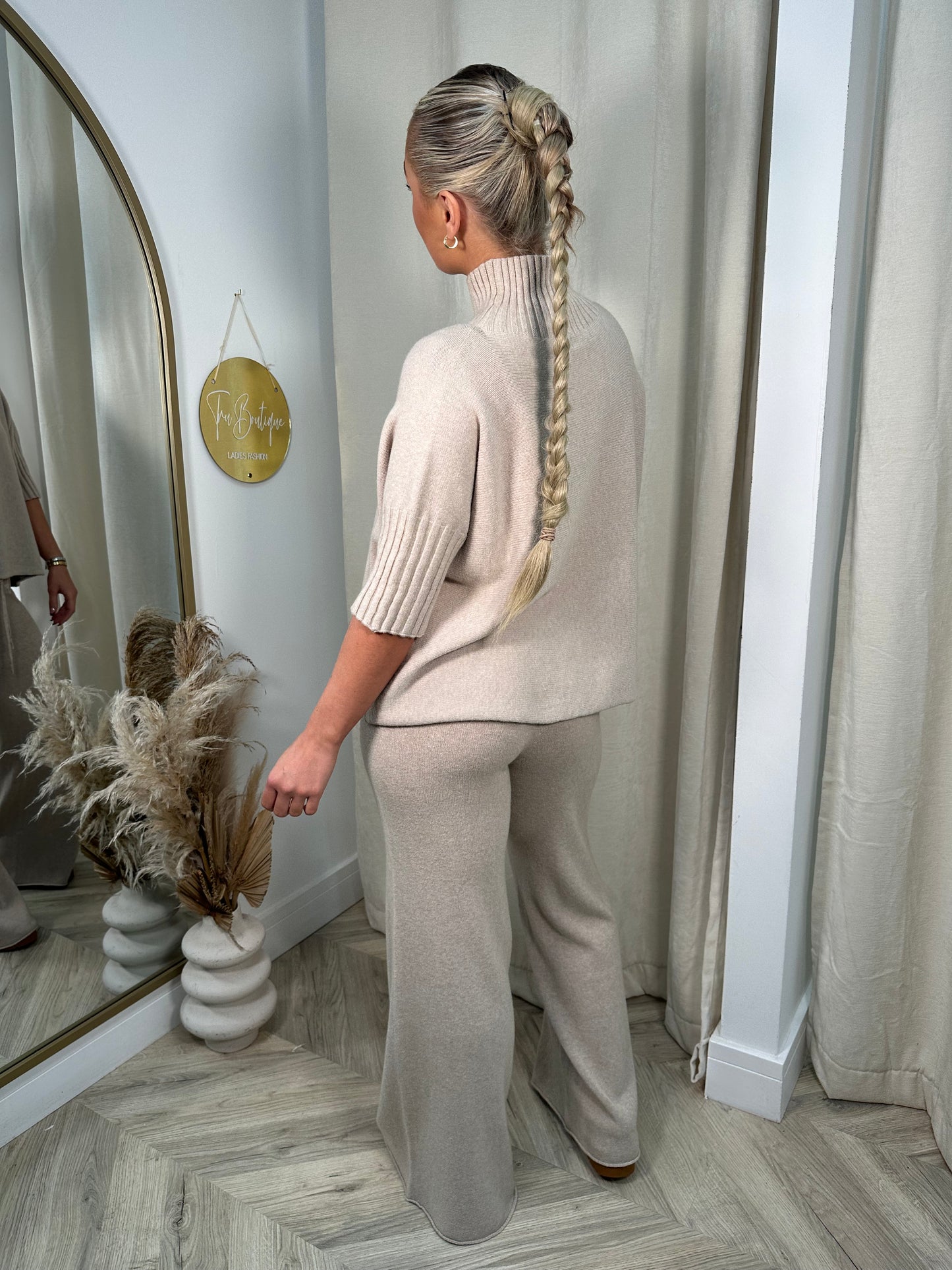 Stone Erika Quarter Sleeve Top