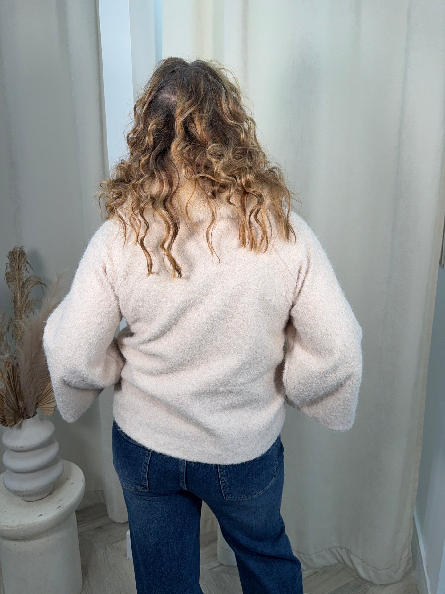 Regan Fur Cape - Cream