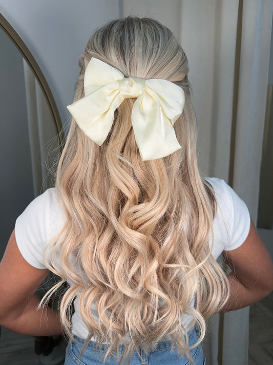 Short Tie Hair Bow - Cream