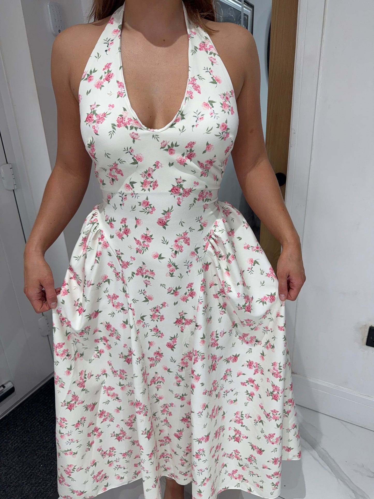 Larsa Floral Patterned Midi Dress