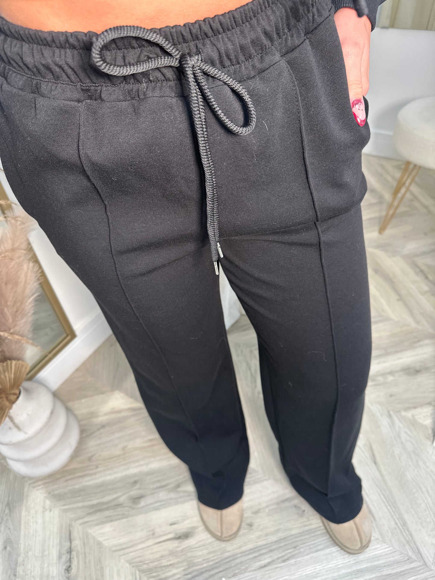 Chloe Lined Joggers - BLACK