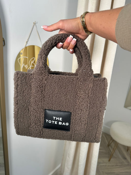 Medium Boucle Tote Bag - CHOCOLATE