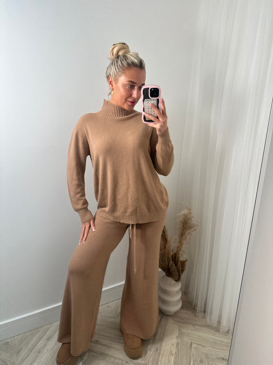 Camel Erika Long Sleeve Sweater