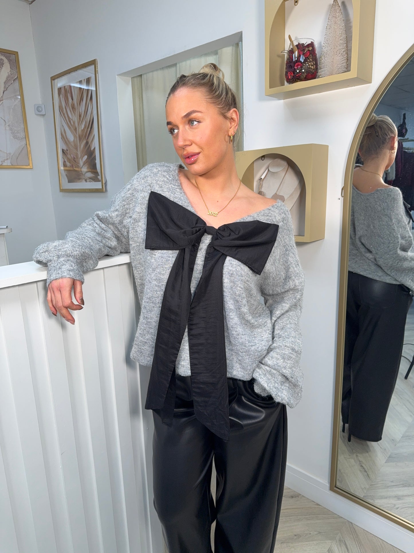 Kiraé Bow Longline Sweater - Grey