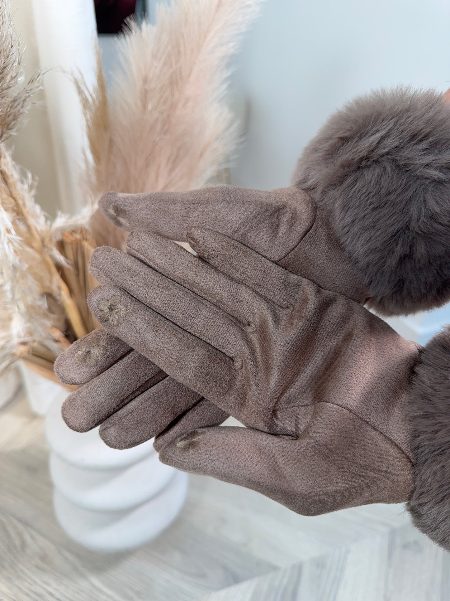 Odette Fur Glove - Hazelnut