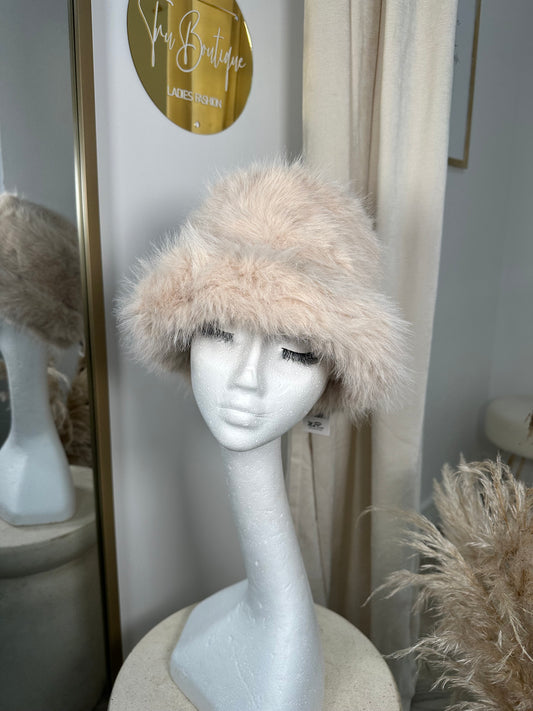 Fur Bucket Hat - Beige