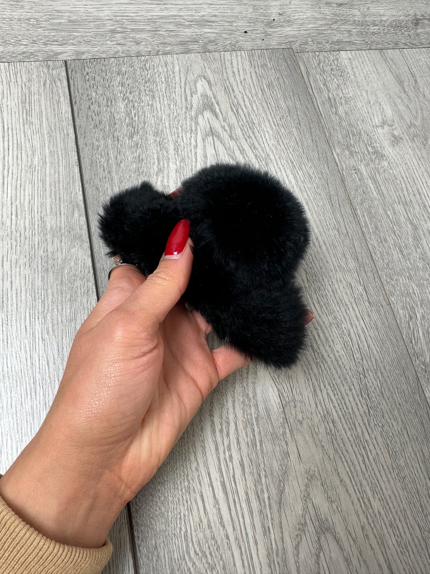 Extra Soft Fluff Hair Clip