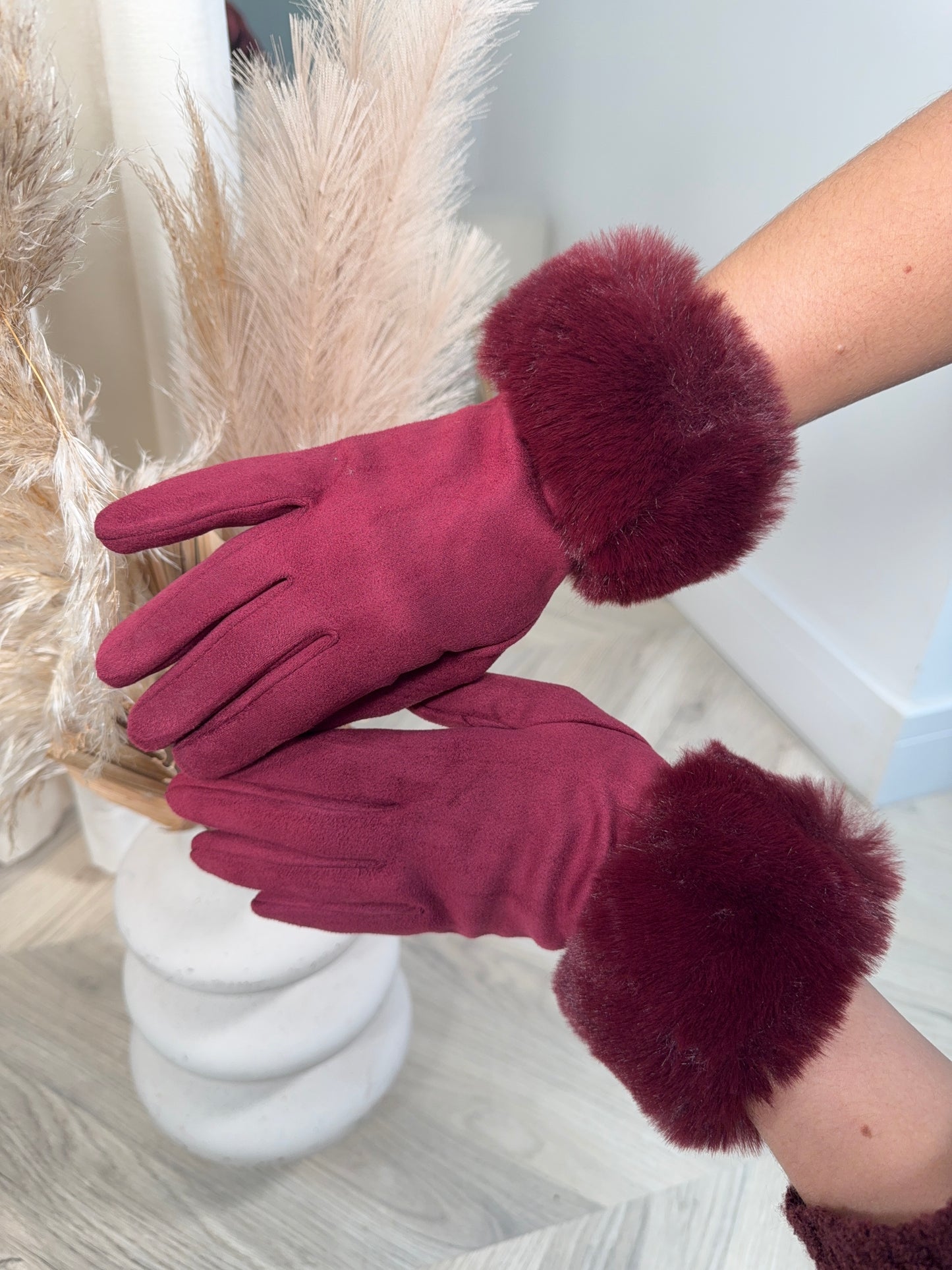 Odette Fur Glove - Burgundy