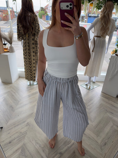 Ophelia Pinstriped Balloon Trouser - Black
