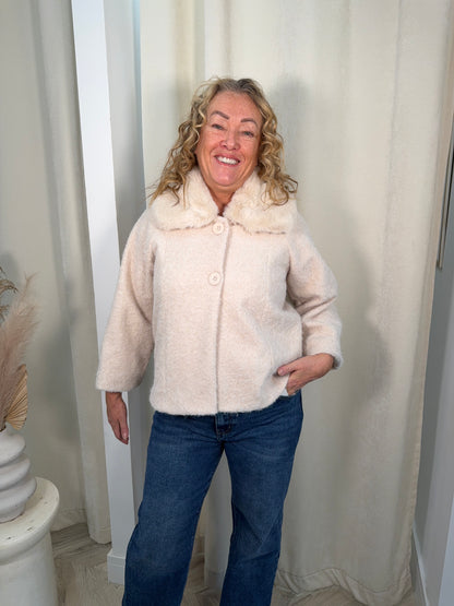 Regan Fur Cape - Cream