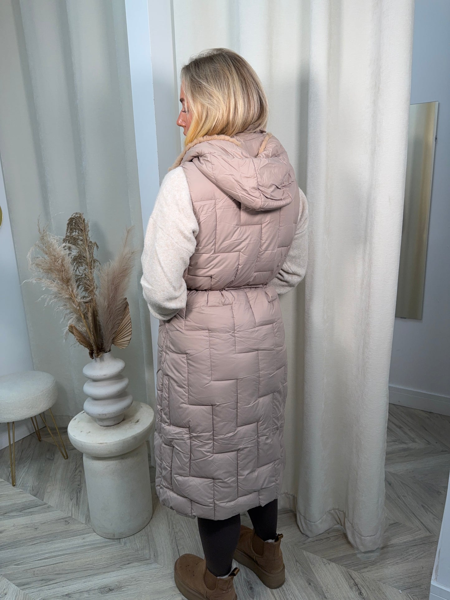 Gladia Gillet - Cream
