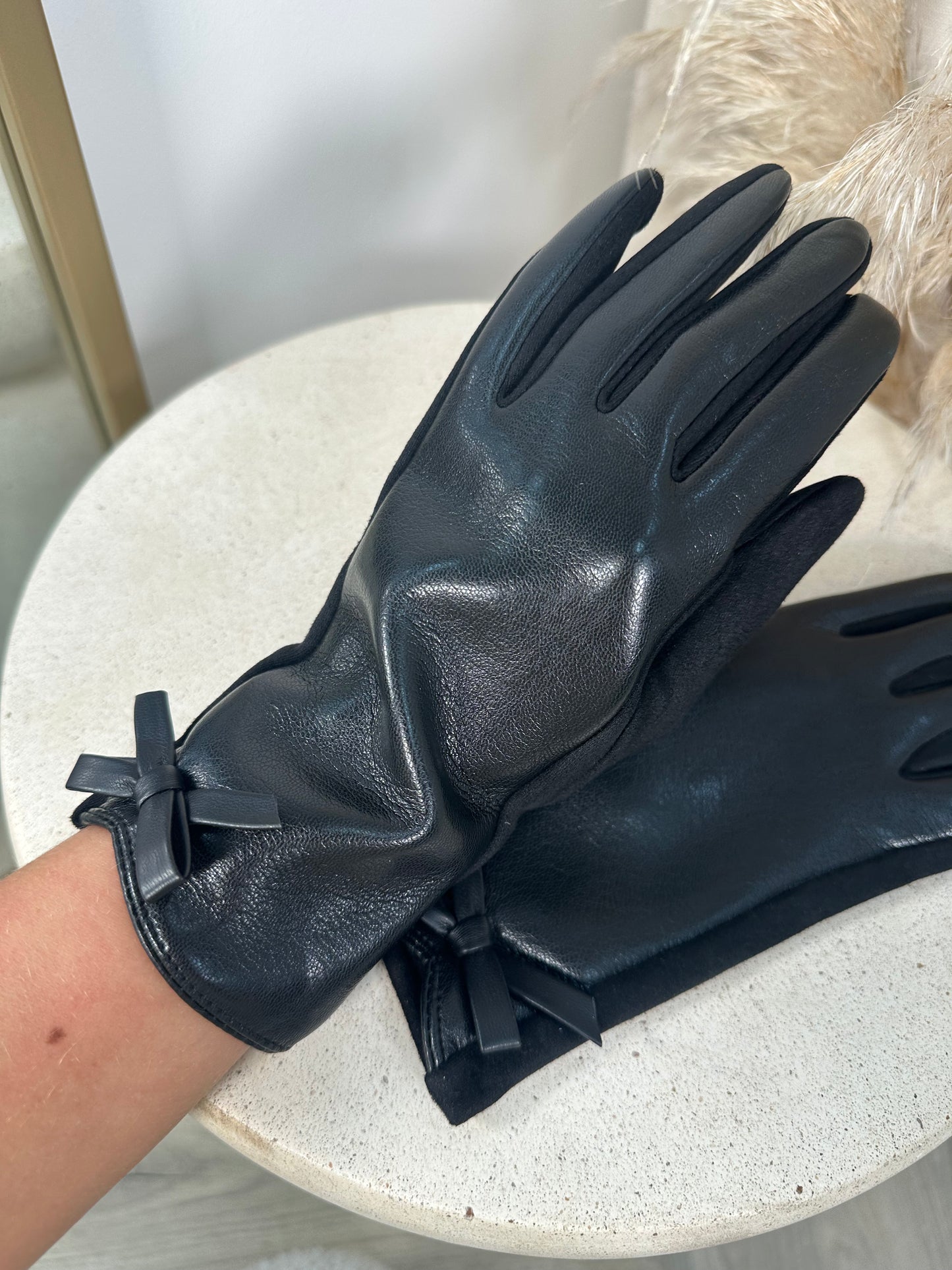 Leather Brenda Gloves - Black