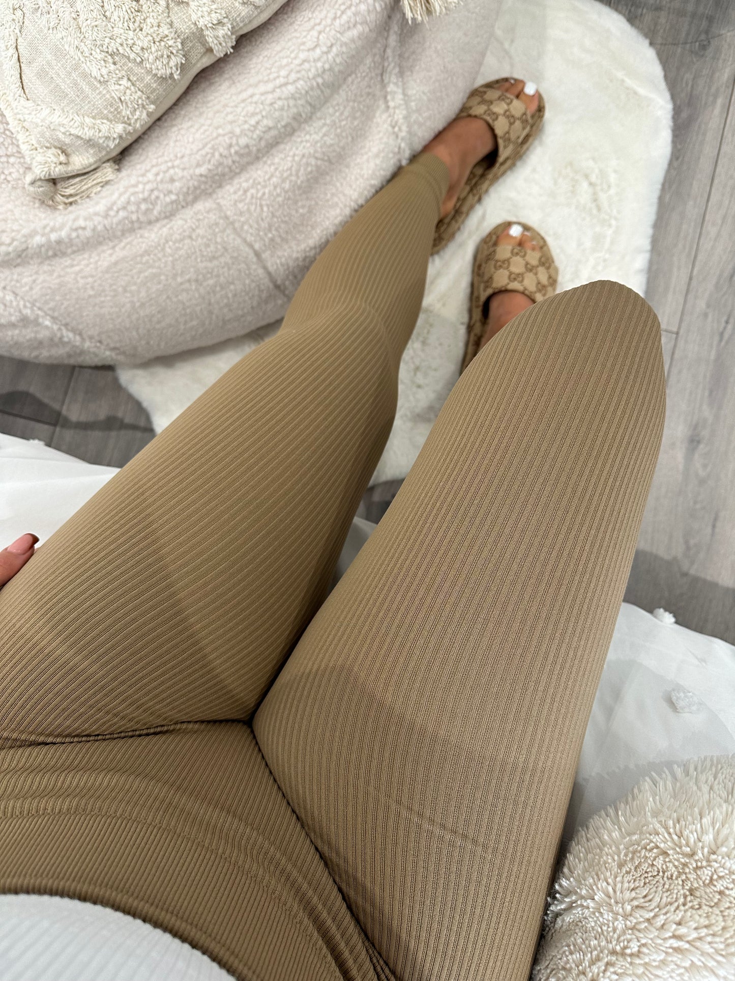 Beige Seamless Leggings