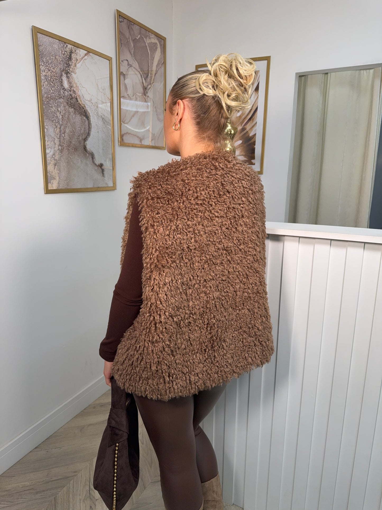 Vivienne Shaggy Fur Gillet - Camel