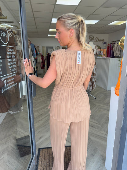 Vivienne Pleated Co-ord - Camel