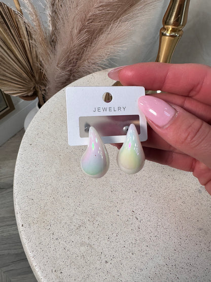 Tear Drop Earrings Pearl White