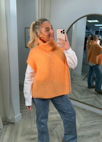 Matisse Knitted Vest - Orange