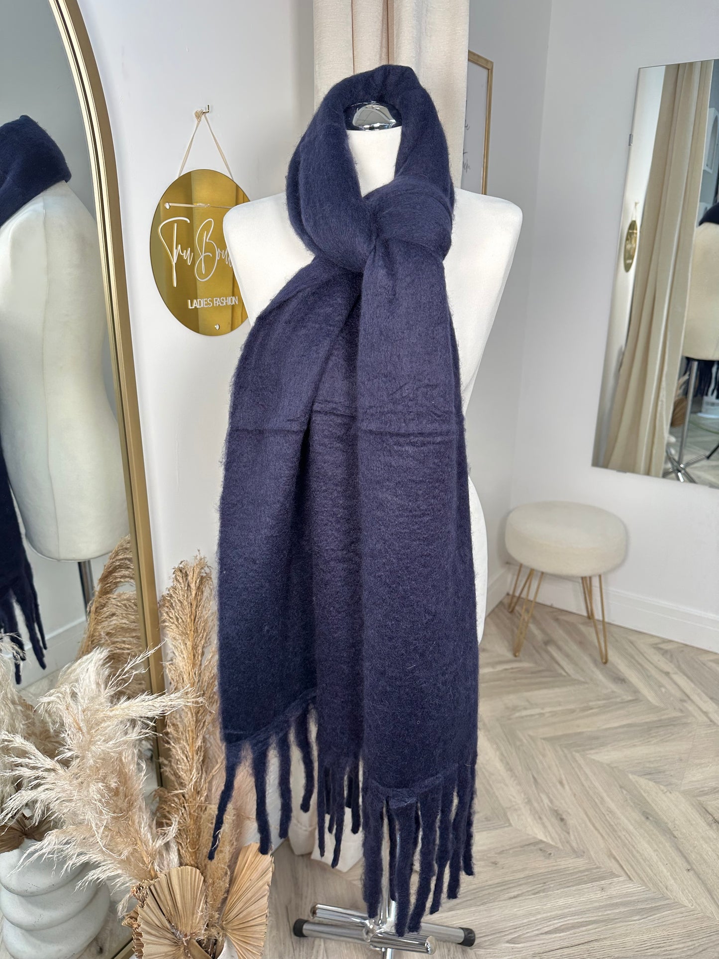 Thick Wool Tassle Scarf - Navy