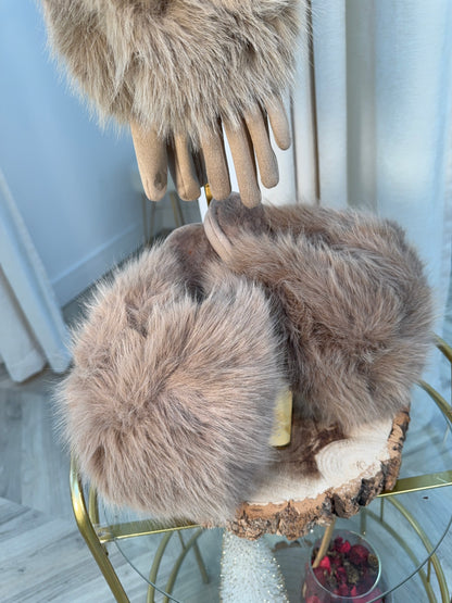 The Faux Fur Luxe Bundle ✨ (WORTH £25.98)