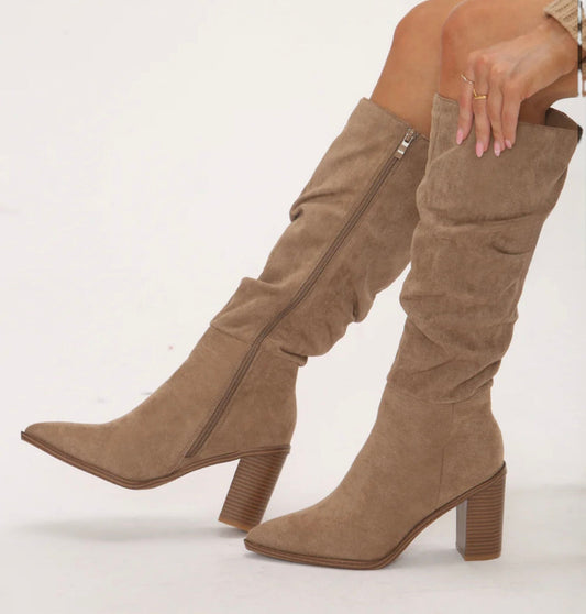 Esta Suede Boots - Camel