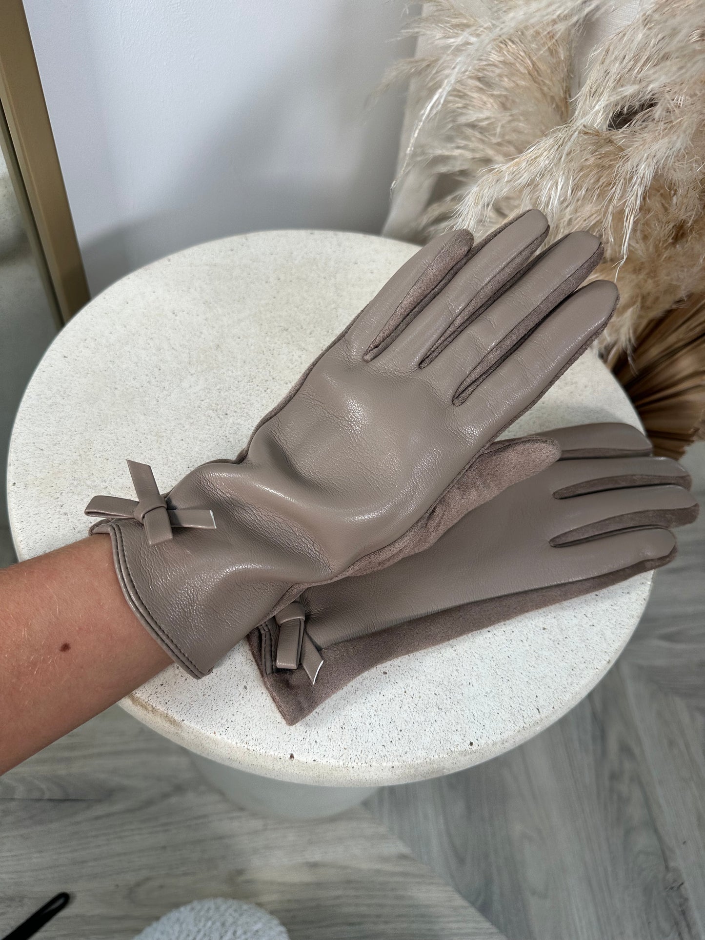 Leather Brenda Gloves - Hazelnut