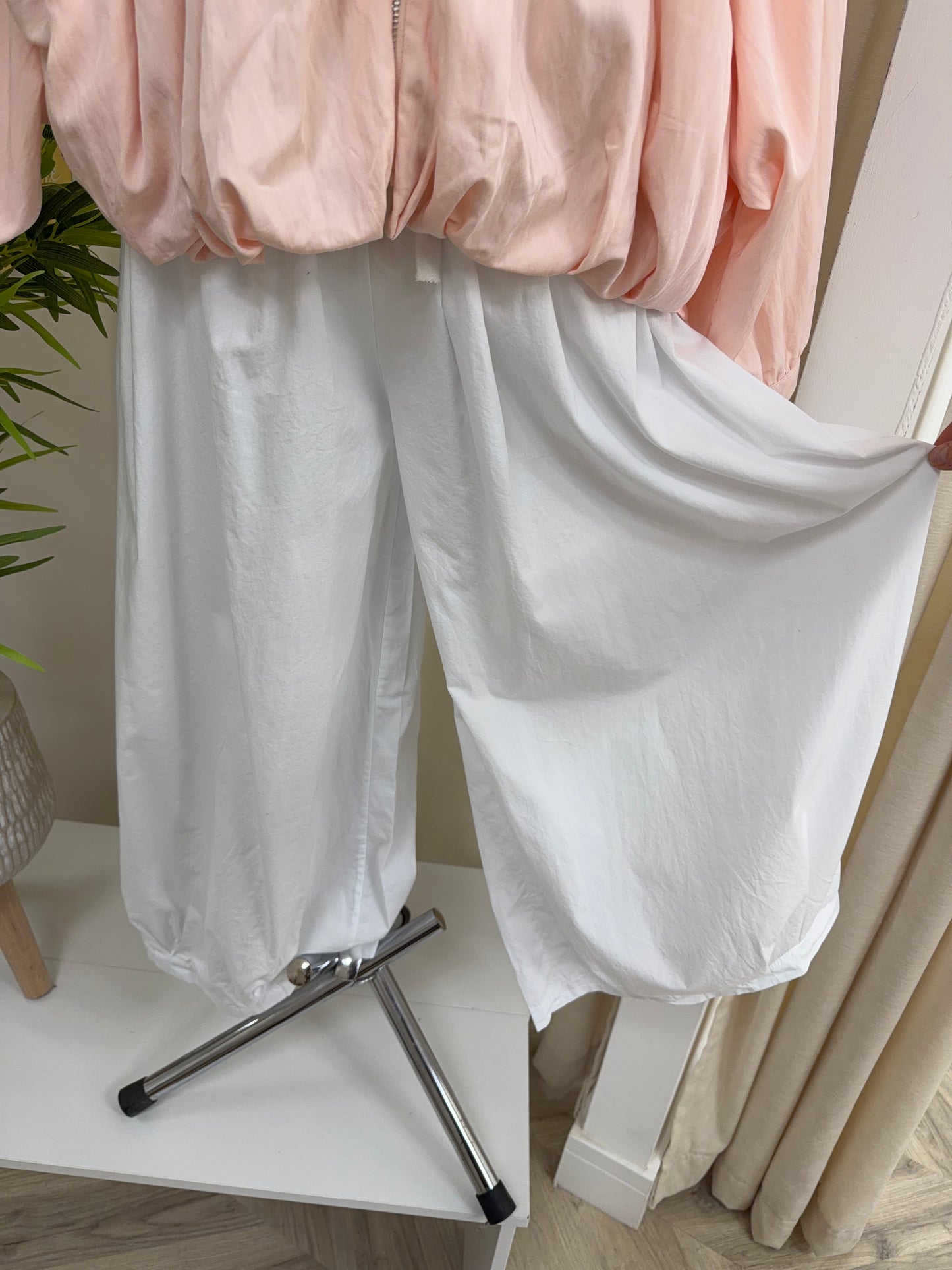 Danbury Balloon Trousers - White